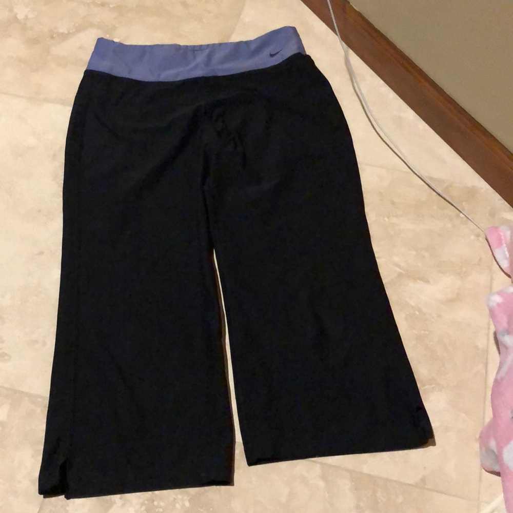 Women’s Nike Capri pants
